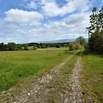 1 Bed In Penrith Oc-90417 *