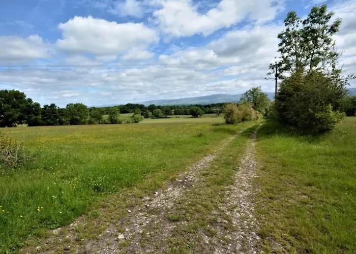 1 Bed In Gamblesby 90417 *